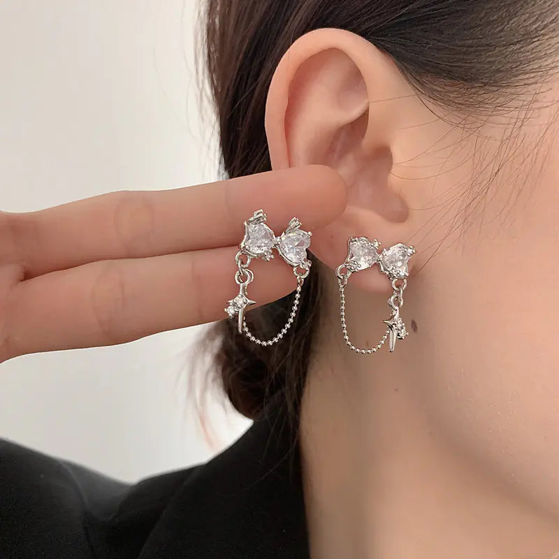 Simple Love Chain Earrings in Hot Girl Style